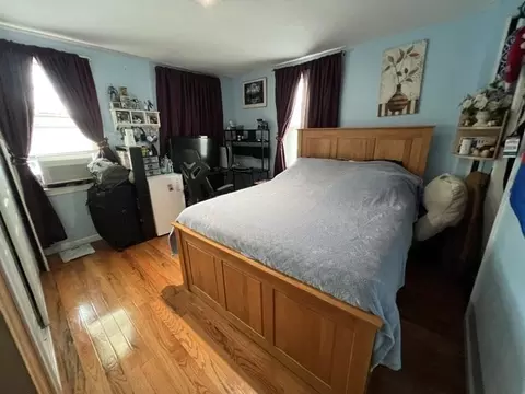 Bedroom - 116 Quebec St, Lowell, MA 01852 photo 2 of 6