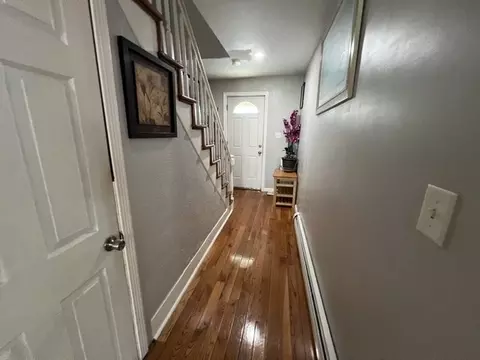 Entry Way - 116 Quebec St, Lowell, MA 01852 photo 1 of 4
