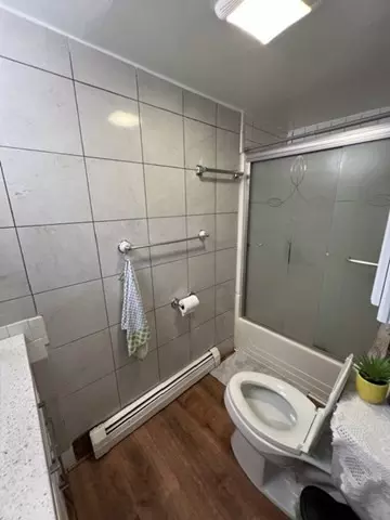 Bath - 116 Quebec St, Lowell, MA 01852 photo 2 of 2
