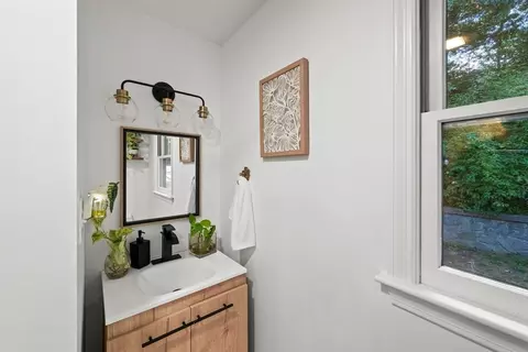 Bath - 849 Washington St, Dedham, MA 02026 photo 3 of 5