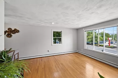 Living - 849 Washington St, Dedham, MA 02026 photo 4 of 4