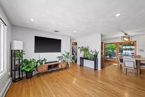 Living - 849 Washington St, Dedham, MA 02026 photo 2 of 4