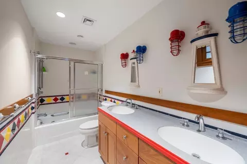 Bath - 4 Sherburne Way, Wareham, MA 02571 photo 2 of 2