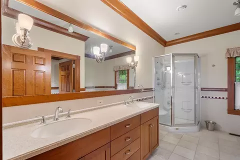 Bath - 4 Sherburne Way, Wareham, MA 02571 photo 1 of 2
