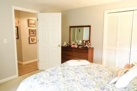Bedroom - 15 Classic Cir #15, Mashpee, MA 02649 photo 3 of 3