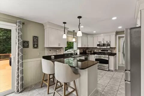 Kitchen - 15 Eileen Rd, Norton, MA 02766 photo 3 of 4