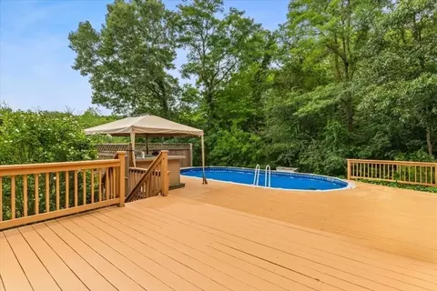 Exterior - 15 Eileen Rd, Norton, MA 02766 photo 3 of 5