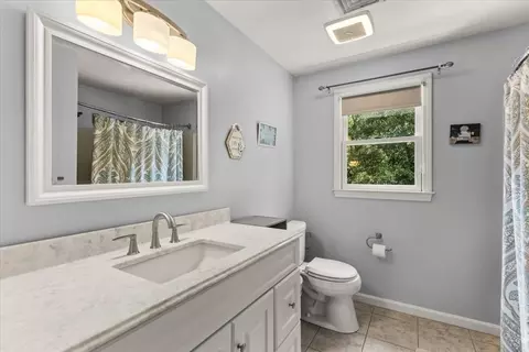 Bath - 15 Eileen Rd, Norton, MA 02766 photo 2 of 3