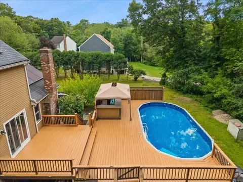 Exterior - 15 Eileen Rd, Norton, MA 02766 photo 2 of 5