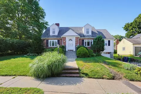 70 Oakdale Rd, Newton, MA 02459