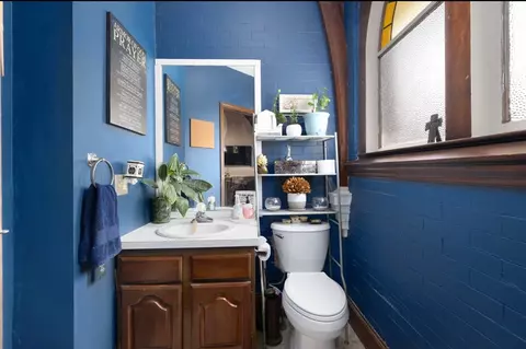 Bath - 576 Fairmount St, Woonsocket, RI 02895 photo 5 of 5