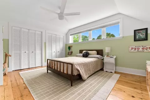 Bedroom - 52 Bridge St, Hamilton, MA 01982 photo 5 of 8