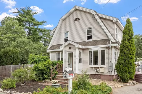 75 Maple Rd, Tewksbury, MA 01876