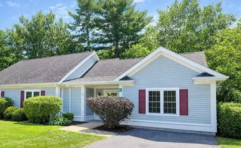 23 Sandy Cir #23, Lakeville, MA 02347