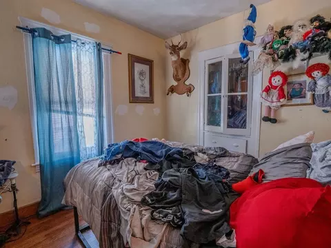 Bedroom - 12 Ives St, Worcester, MA 01603 photo 11 of 12