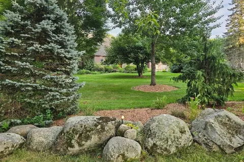 Exterior - 60 Main Rd, Westhampton, MA 01027 photo 6 of 18