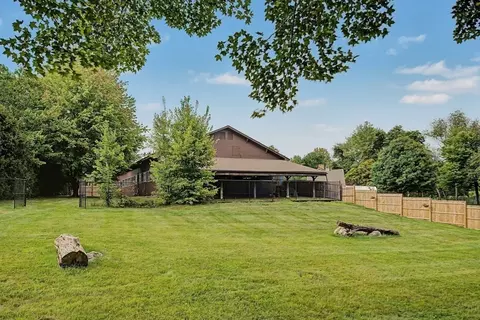 Exterior - 60 Main Rd, Westhampton, MA 01027 photo 13 of 18