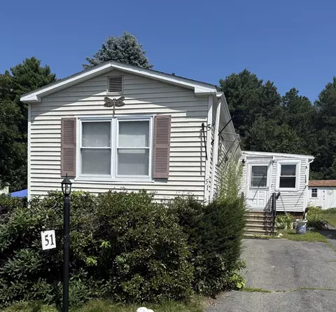 51 Pinehurst Dr, Plymouth, MA 02360