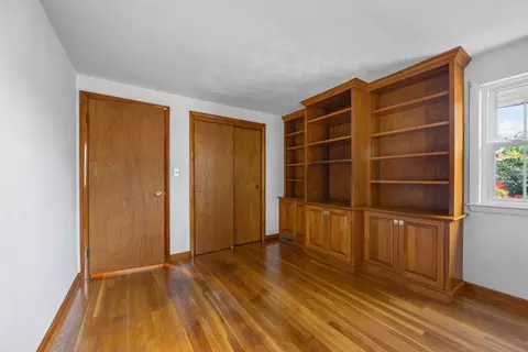 Bedroom - 12 Third St, Saugus, MA 01906 photo 4 of 4
