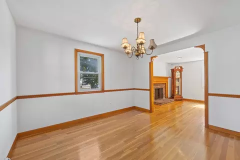 Living - 12 Third St, Saugus, MA 01906 photo 3 of 5