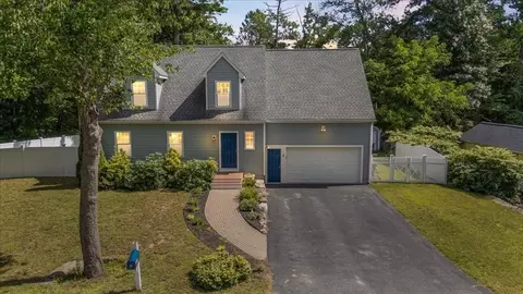 2 Town Rd, Littleton, MA 01460