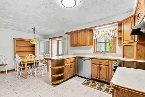 Kitchen - 36 Pine St, Berkley, MA 02779 photo 1 of 1