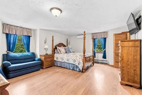 Bedroom - 36 Pine St, Berkley, MA 02779 photo 7 of 8
