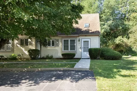 13 Schofield Rd #13, Kingston, MA 02364