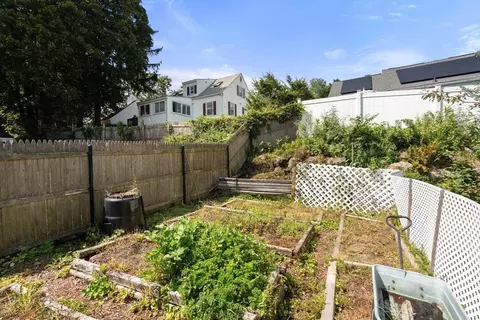 Exterior - 8 Cardinal, Worcester, MA 01602 photo 11 of 13