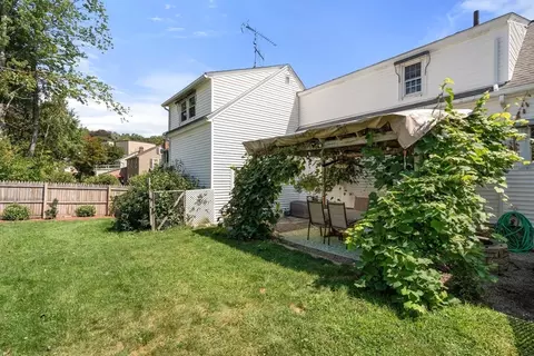 Exterior - 8 Cardinal, Worcester, MA 01602 photo 6 of 13