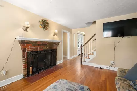 Living - 8 Cardinal, Worcester, MA 01602 photo 3 of 4