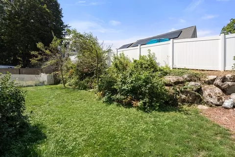 Exterior - 8 Cardinal, Worcester, MA 01602 photo 12 of 13
