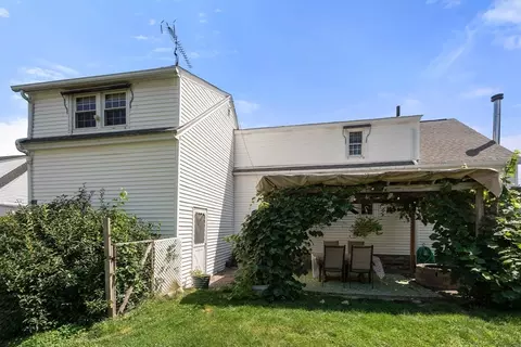 Exterior - 8 Cardinal, Worcester, MA 01602 photo 5 of 13
