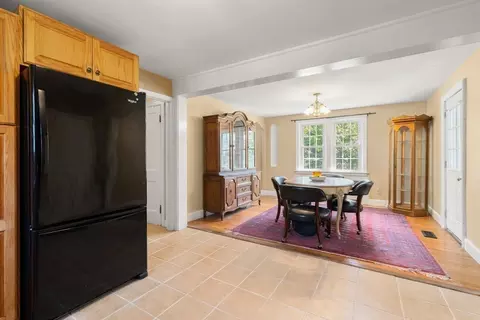 Dining - 8 Cardinal, Worcester, MA 01602 photo 6 of 6