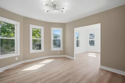 Living - 35-37 Ozark St, Springfield, MA 01108 photo 5 of 7