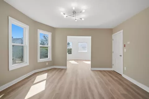 Living - 35-37 Ozark St, Springfield, MA 01108 photo 4 of 7