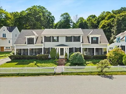 50 Pond St, Easton, MA 02356