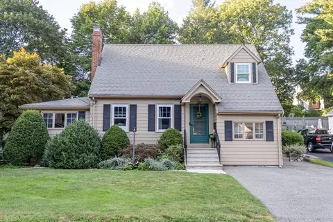 204 Beech Ave, Melrose, MA 02176