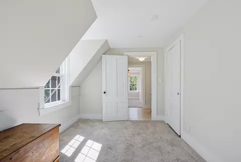 Bedroom - 20 Marble St, Gloucester, MA 01930 photo 5 of 10