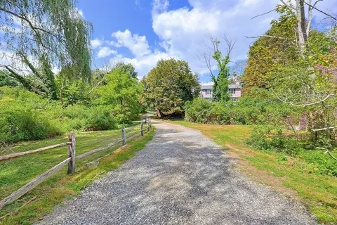 Exterior - 20 Marble St, Gloucester, MA 01930 photo 3 of 5