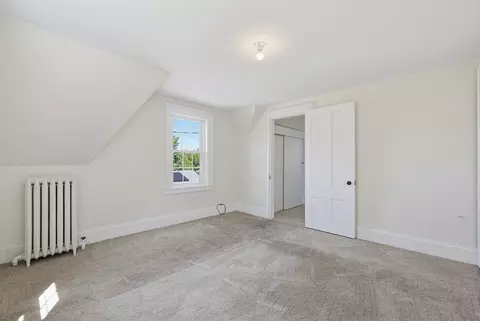 Bedroom - 20 Marble St, Gloucester, MA 01930 photo 4 of 10