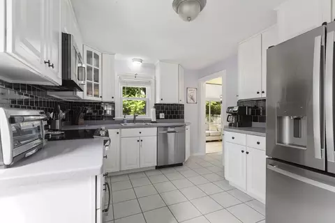 Kitchen - 4 Maxdale Rd, Worcester, MA 01602 photo 1 of 4