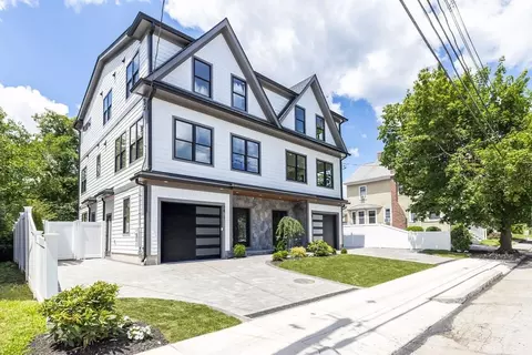 28 Howard St #1, Waltham, MA 02451