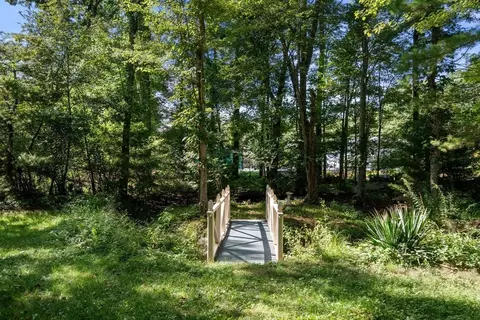 Exterior - 73 Main St, Sutton, MA 01590 photo 8 of 10