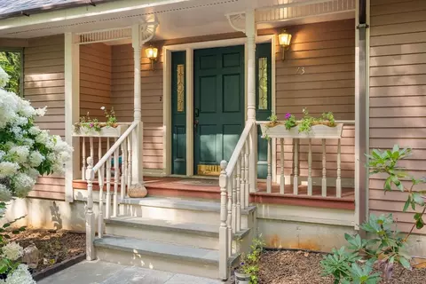 Exterior - 73 Main St, Sutton, MA 01590 photo 2 of 10