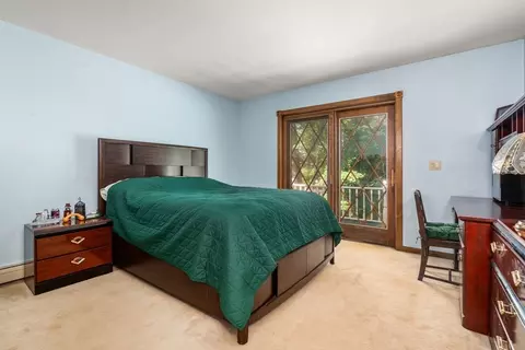 Bedroom - 73 Main St, Sutton, MA 01590 photo 2 of 3