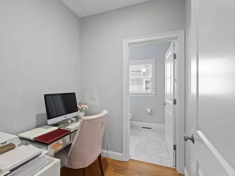 Entry Way - 174 Pine St #301, Danvers, MA 01923 photo 3 of 4