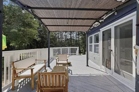 Exterior - 181 Flagg St, Worcester, MA 01609 photo 5 of 8