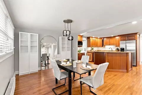 Dining - 181 Flagg St, Worcester, MA 01609 photo 1 of 2