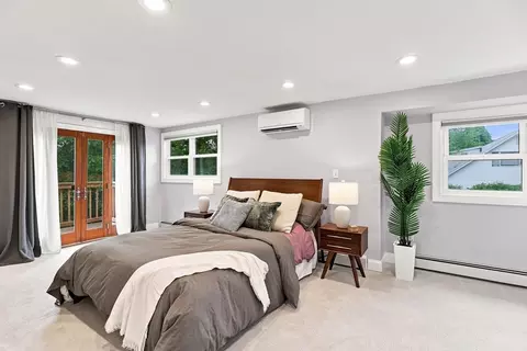Bedroom - 181 Flagg St, Worcester, MA 01609 photo 3 of 7